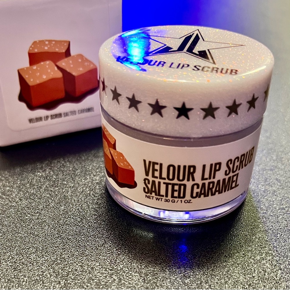 Jeffree Star | ‘Salted Caramel’ Velour Lip Scrub | NiB LE tasty lip therapy - Picture 4 of 15